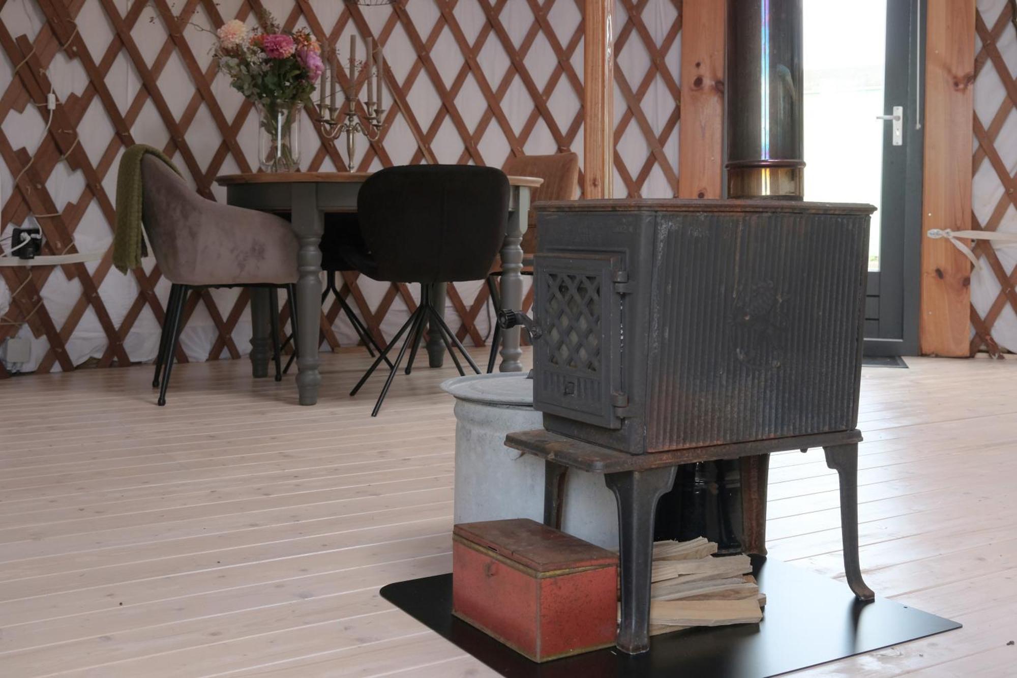 Yurt Klyndobbe Bed & Breakfast Veenwoudsterwal Luaran gambar